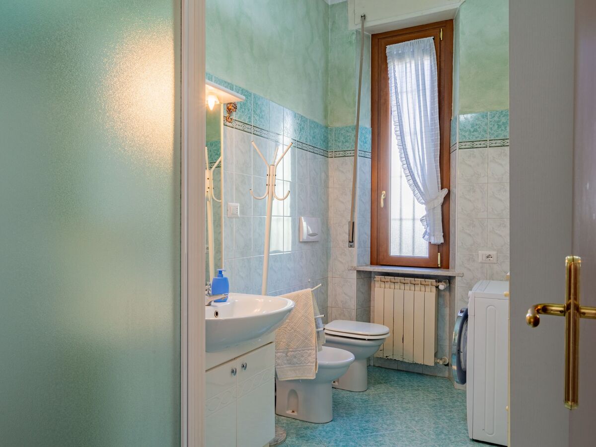Maison Valentina à Porto Ceresio, 50 m du lac - Photo 17