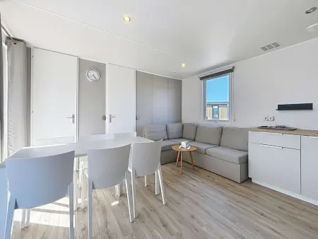 Mobil-home confort 3 ch, piscine chauffée, 200m plage, parking, WiFi, animaux admis - Photo 4