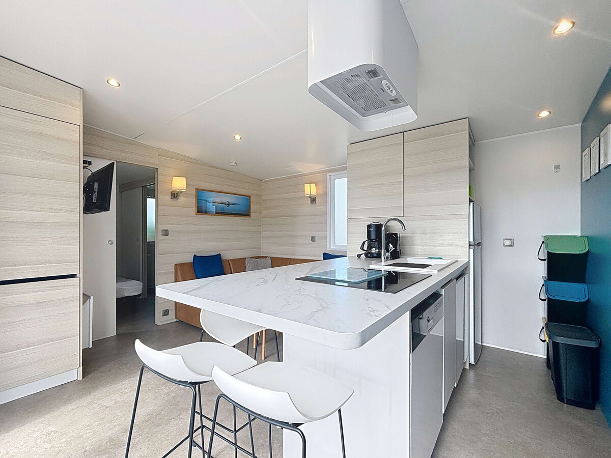 Mobil-home 6 pers. à Jullouville, 200m plage, piscine chauffée - Photo 4
