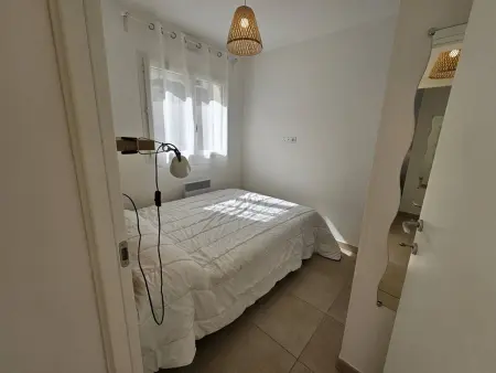 Appartement neuf climatisé avec piscine chauffée à Linguizzetta : photo 8