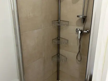 Appartement neuf climatisé avec piscine chauffée à Linguizzetta : photo 13