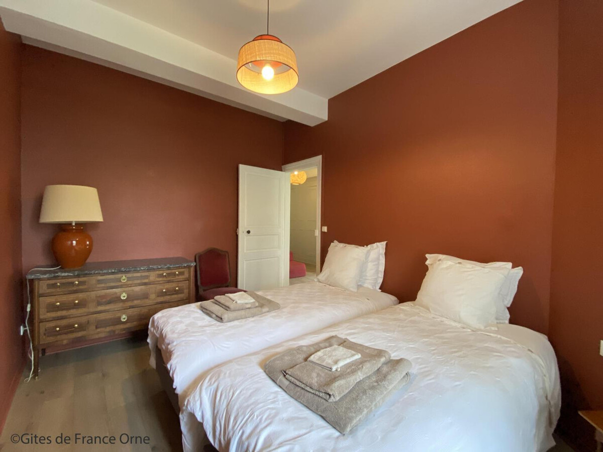 Gîte 18ème s. rénové, jardin 600m², télétravail - Photo 5