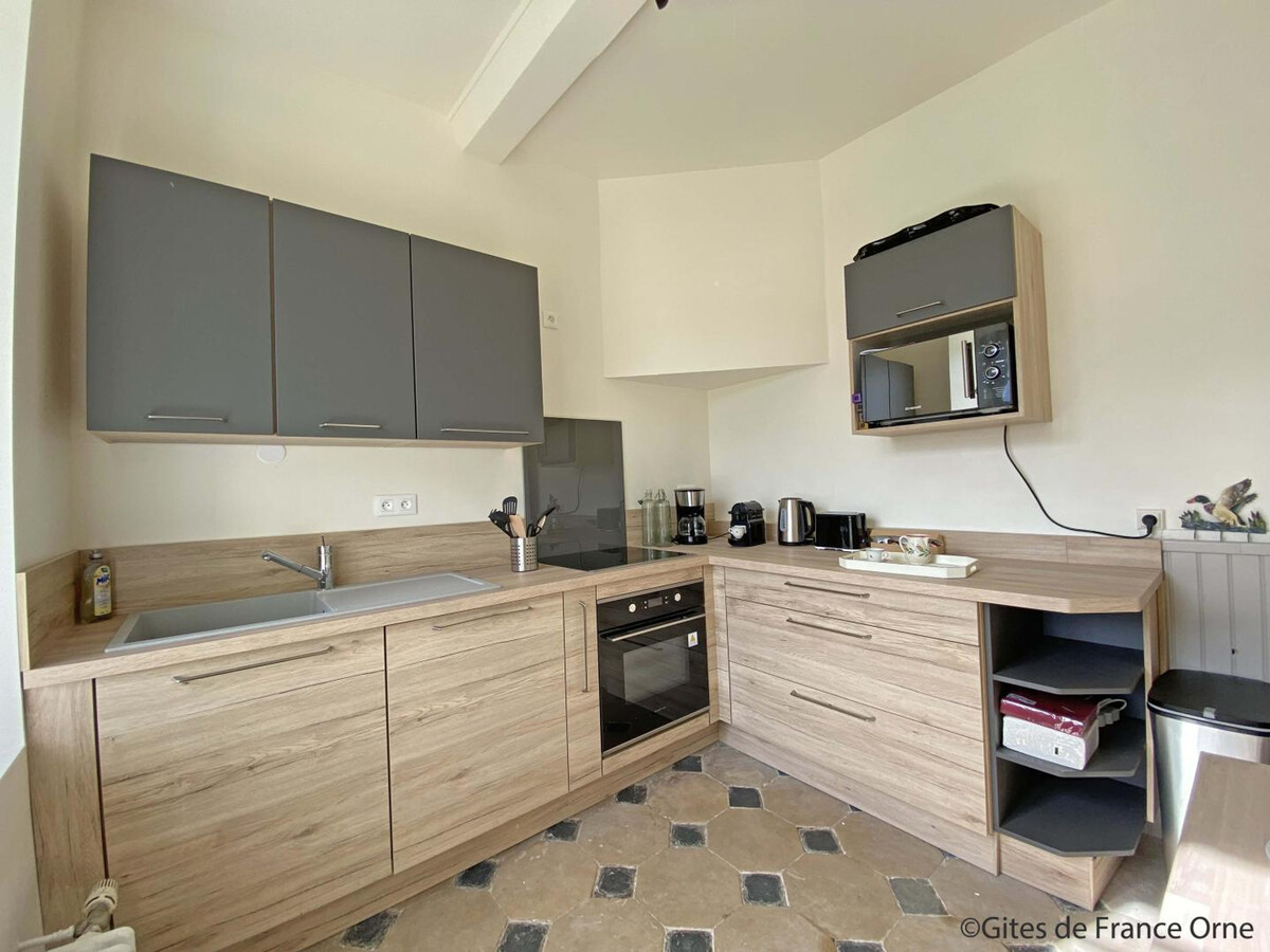 Gîte 18ème s. rénové, jardin 600m², télétravail - Photo 7
