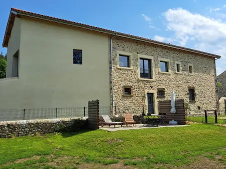 Gîte rénové avec cour privée au Monteil, près du Puy-en-Velay : photo 28
