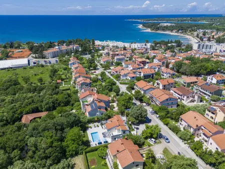 Villa Romina à Poreč : 9 personnes, piscine privée : photo 2
