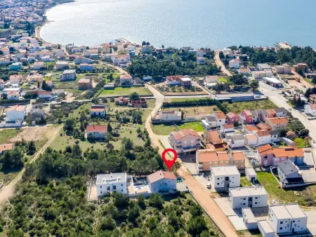 Maison Monmar à Vrsi, 450 m de la mer