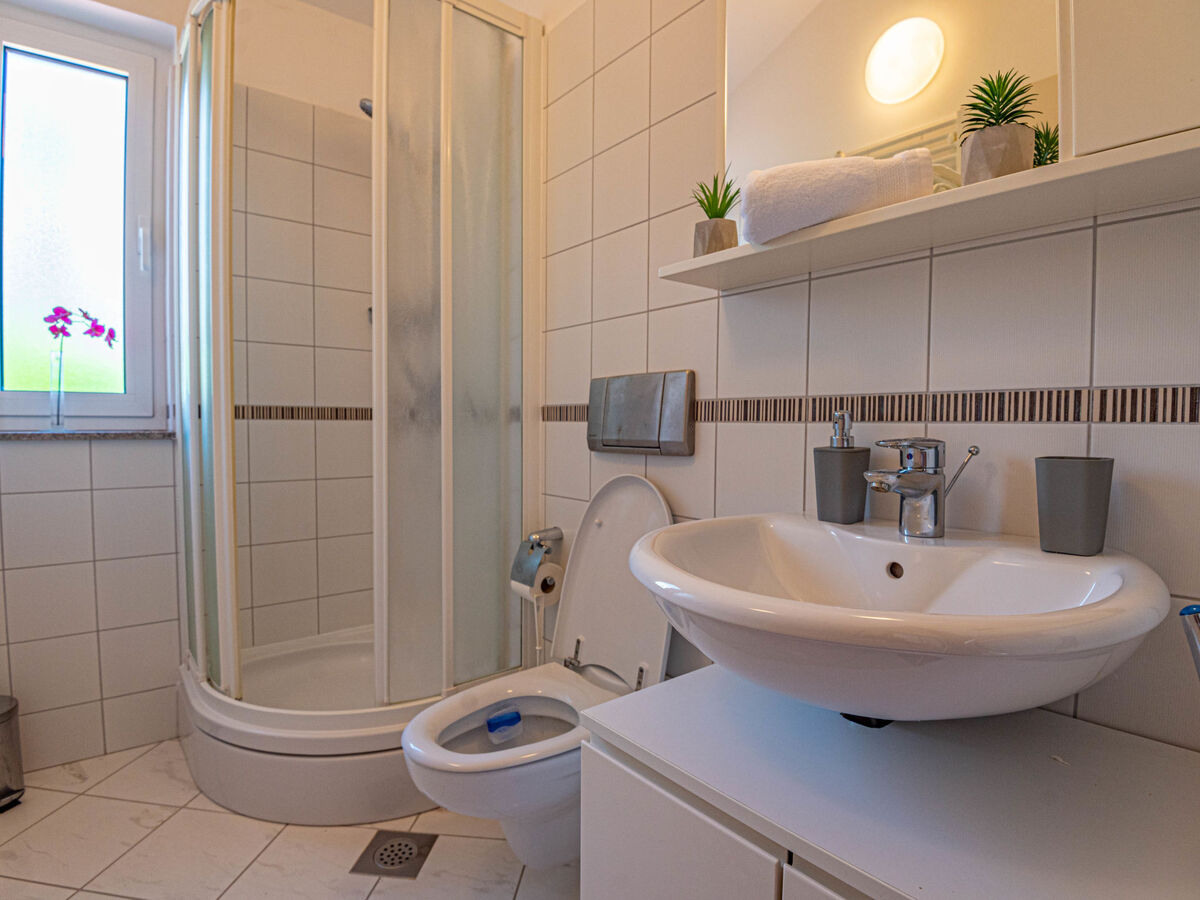 Maison Paola avec piscine privée à Brodarica - Photo 19