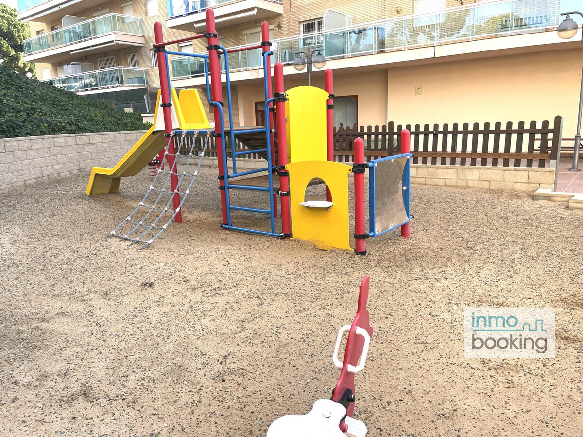 Appartement 2 chambres à Salou : 7 min de la plage - Photo 7