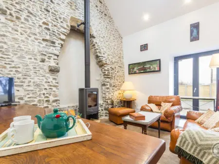 Charmante maisonnette sur colline - Jardin privé, parking - Photo 4