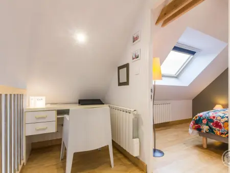 Charmante maisonnette sur colline - Jardin privé, parking - Photo 11