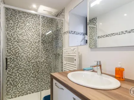 Charmante maisonnette sur colline - Jardin privé, parking - Photo 12