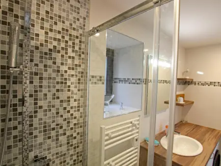 Charmante maisonnette sur colline - Jardin privé, parking - Photo 13