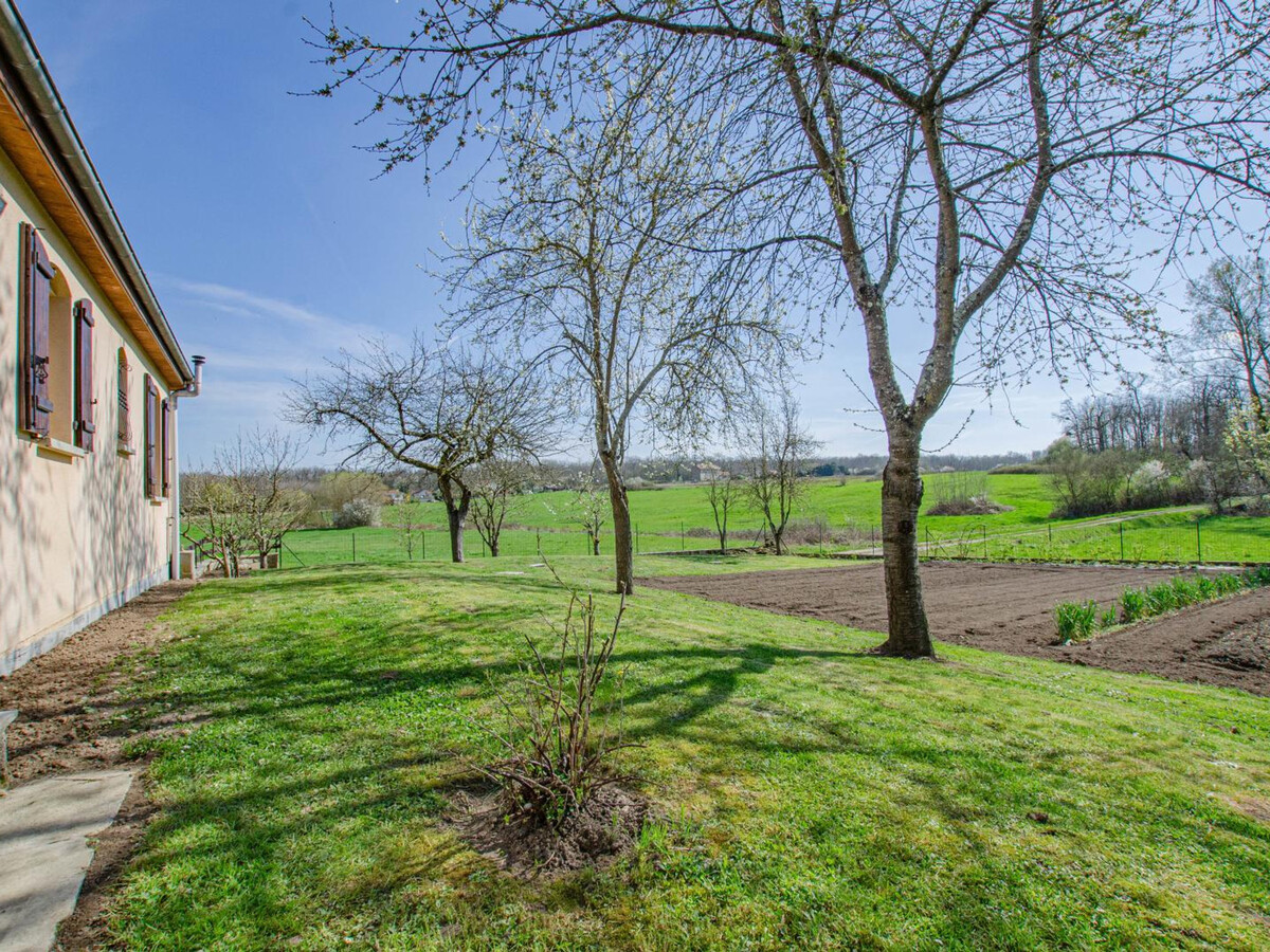 Gîte 3 chambres avec jardin clos et poêle à bois - Photo 3