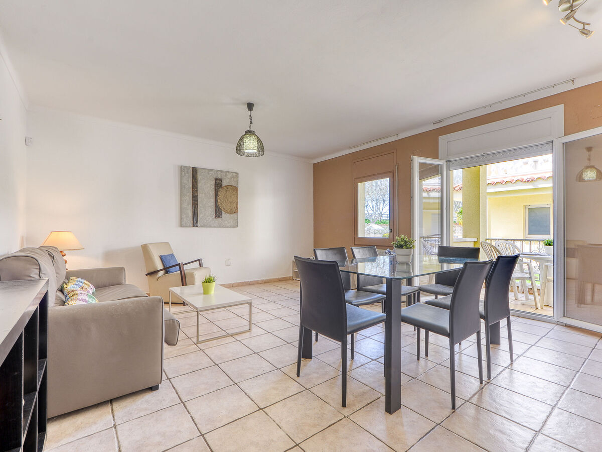 Apartment Muga, 2 bedrooms near beach in Empuriabrava - Photo 2