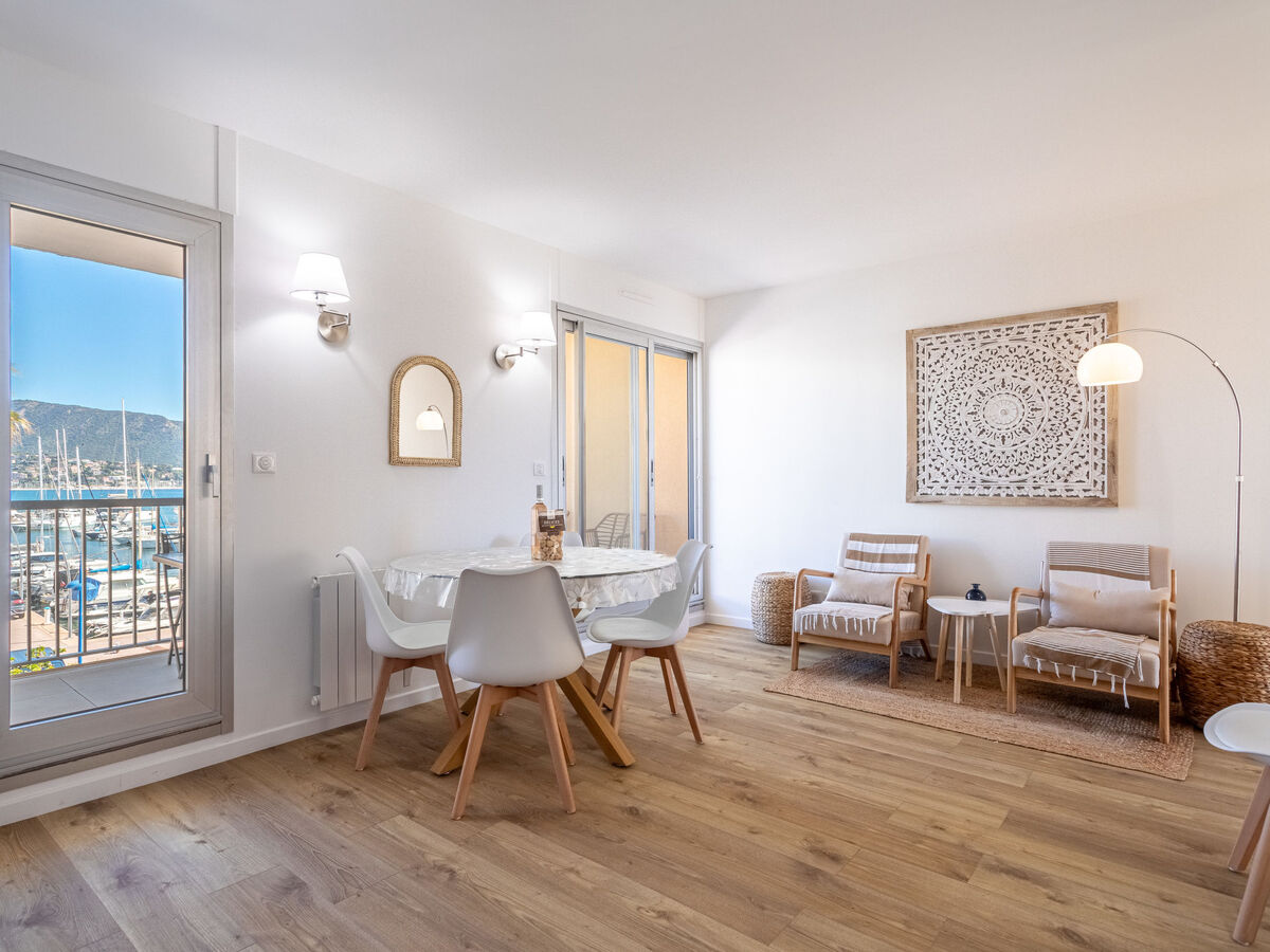 Appartement 4 pers. vue mer et port à Bormes - Photo 8