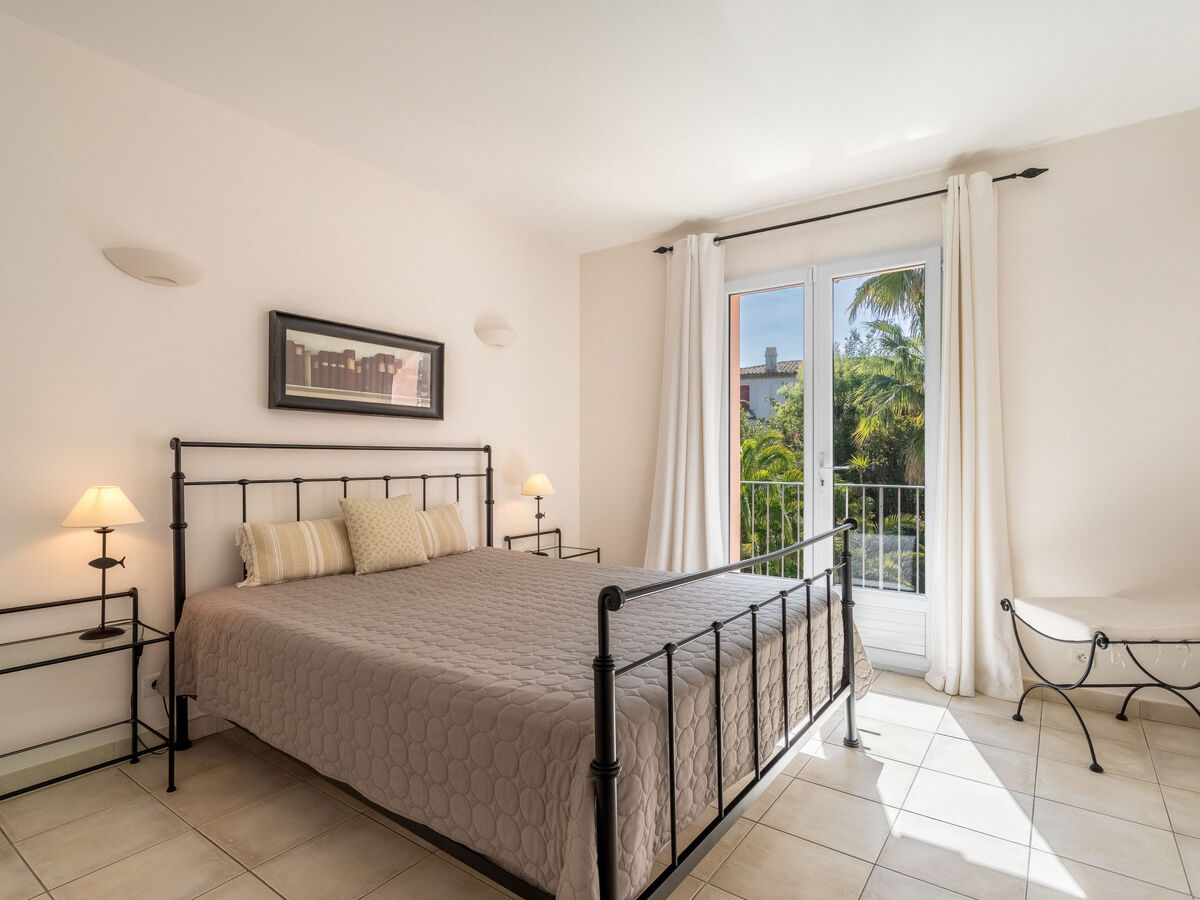Villa Indigo 8 pers., piscine chauffée et jardin à Grimaud - Photo 17