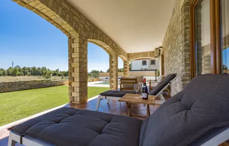 Maison 8 personnes à Cabrunici - Photo 16