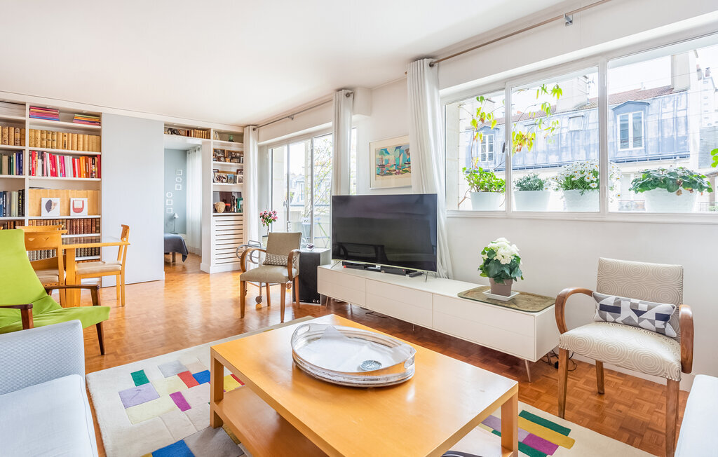 Appartement 7ème avec vue Tour Eiffel et balcon - Photo 16