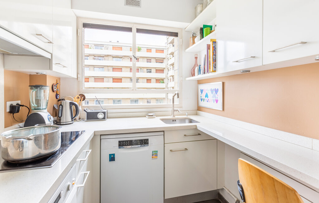 Appartement 7ème avec vue Tour Eiffel et balcon - Photo 17