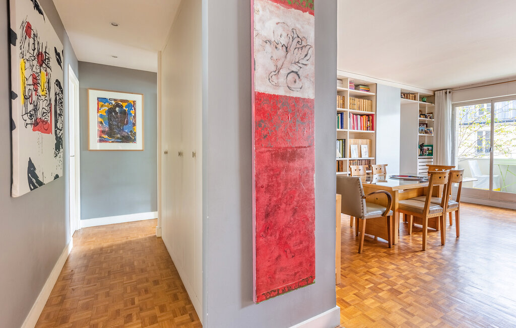 Appartement 7ème avec vue Tour Eiffel et balcon - Photo 18
