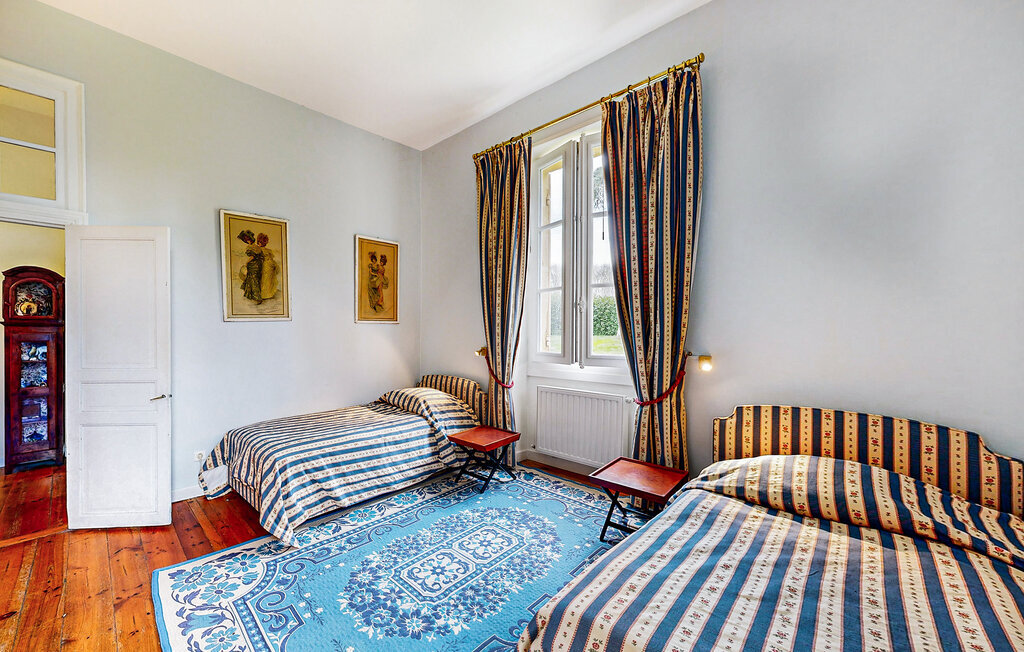 Maison de 300 m² avec piscine à Saint-Agne - Photo 24