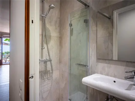 Maison calme 4 chambres près plage Munts, climatisée, piscine partagée - Photo 17