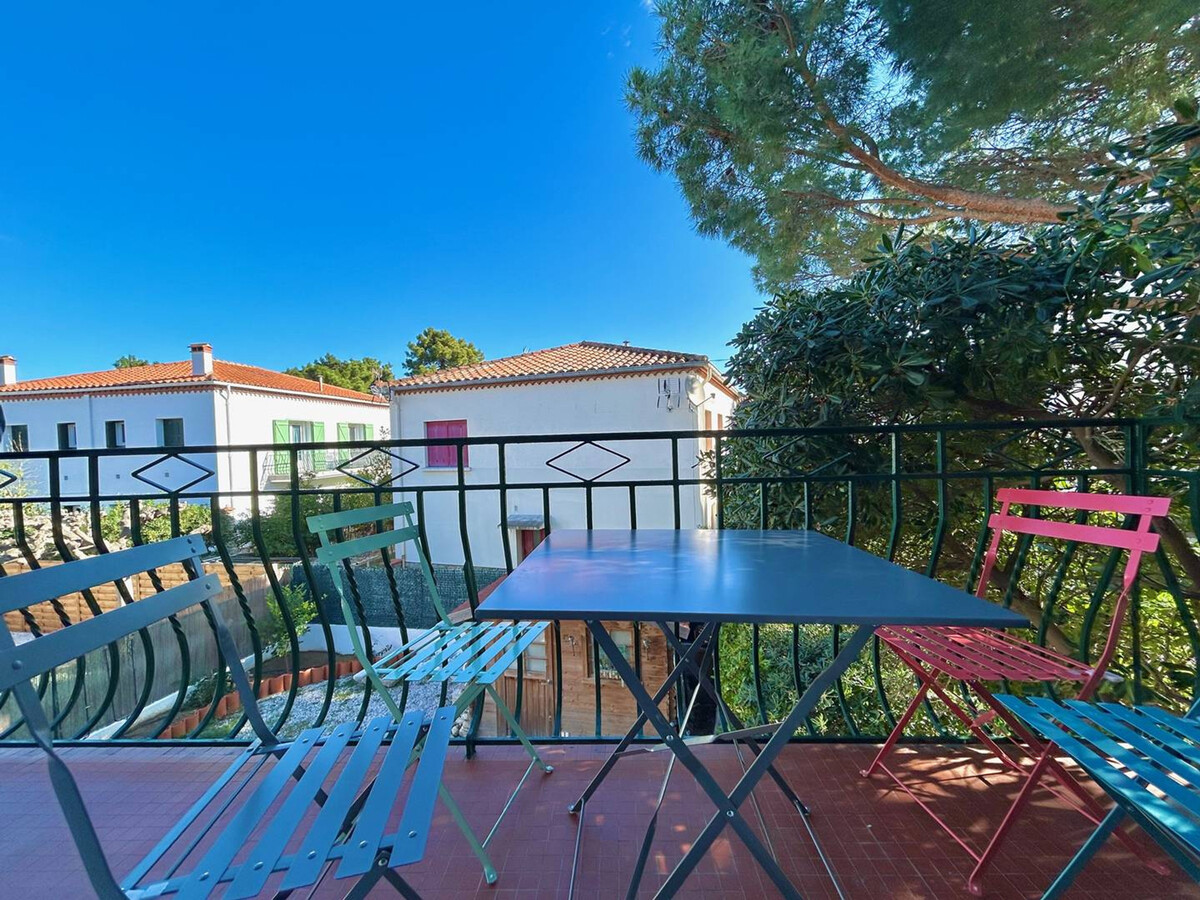 T2 rénové 1er étage avec balcon à Argelès-sur-Mer - Photo 4