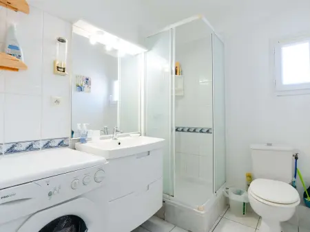 Villa climatisée avec terrasse, cuisine d’été et WIFI – Proche plage à Narbonne - Photo 10