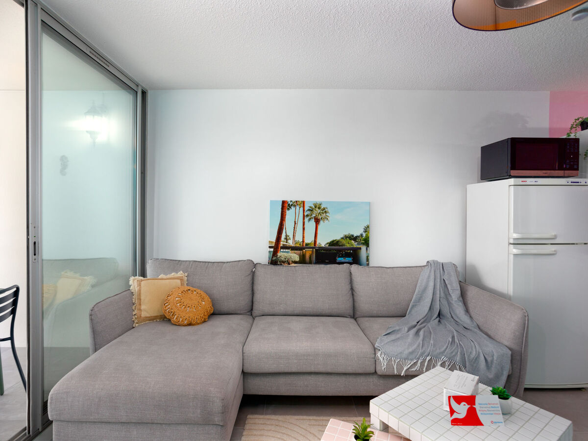 East Land, studio 24 m² avec terrasse et vue lac - Photo 16