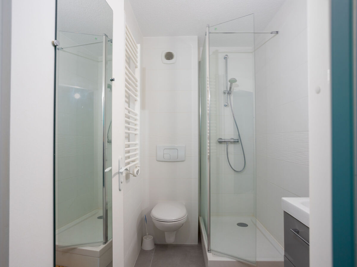 East Land, studio 24 m² avec terrasse et vue lac - Photo 19
