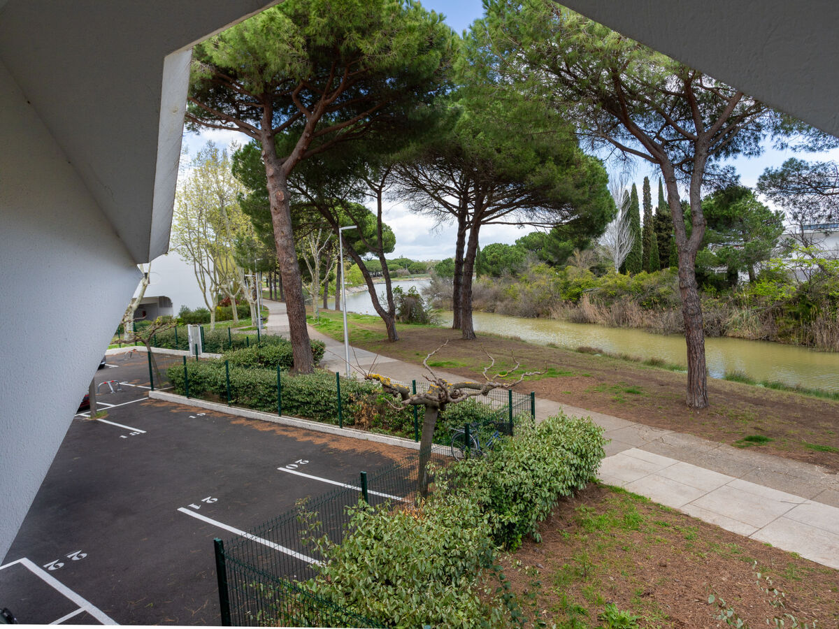 East Land, studio 24 m² avec terrasse et vue lac - Photo 22