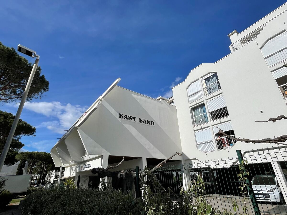 East Land, studio 24 m² avec terrasse et vue lac - Photo 24