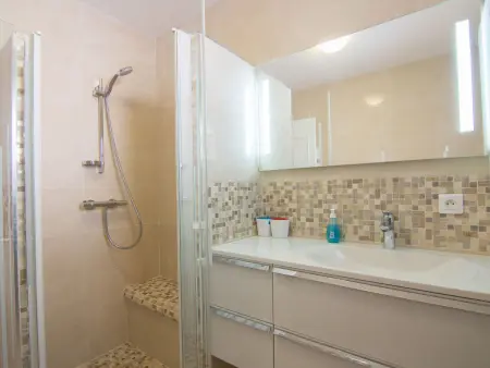 Villa Cap Roux à Agay – piscine et 2 000 m² de terrain : photo 20