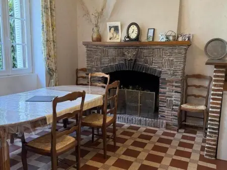 Maison XIXe, 6 chambres, piscine partagée à Gipcy : photo 3