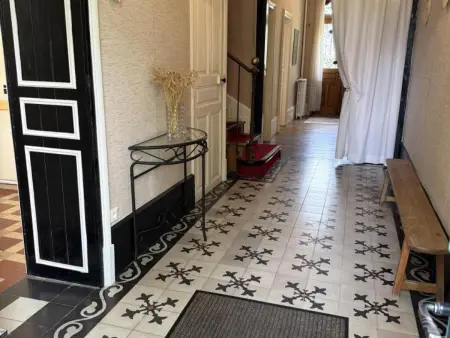 Maison XIXe, 6 chambres, piscine partagée à Gipcy : photo 8