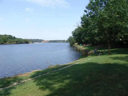 Chalet 2 chambres calme, piscine, proche lac Jaunay - Photo 11