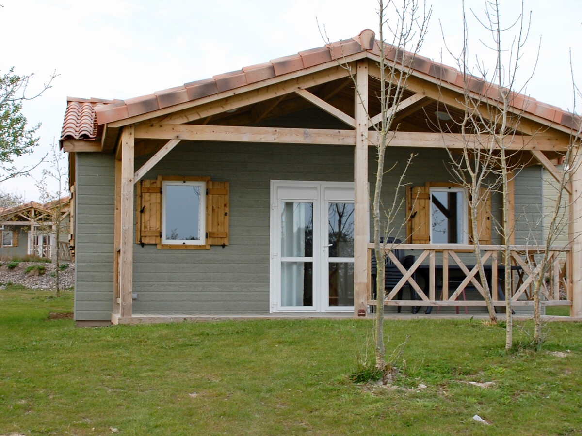 Chalet calme 2 chambres avec piscine proche du lac du Jaunay - Photo 1