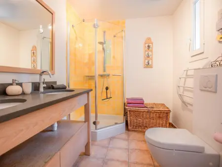 Lou Romarin, Belle maison au calme avec vue et piscine - Photo 15