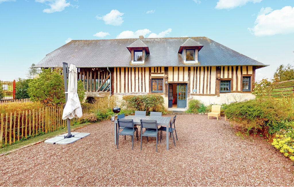Maison normande avec sauna à St-Marguerite-de-Loges - Photo 1