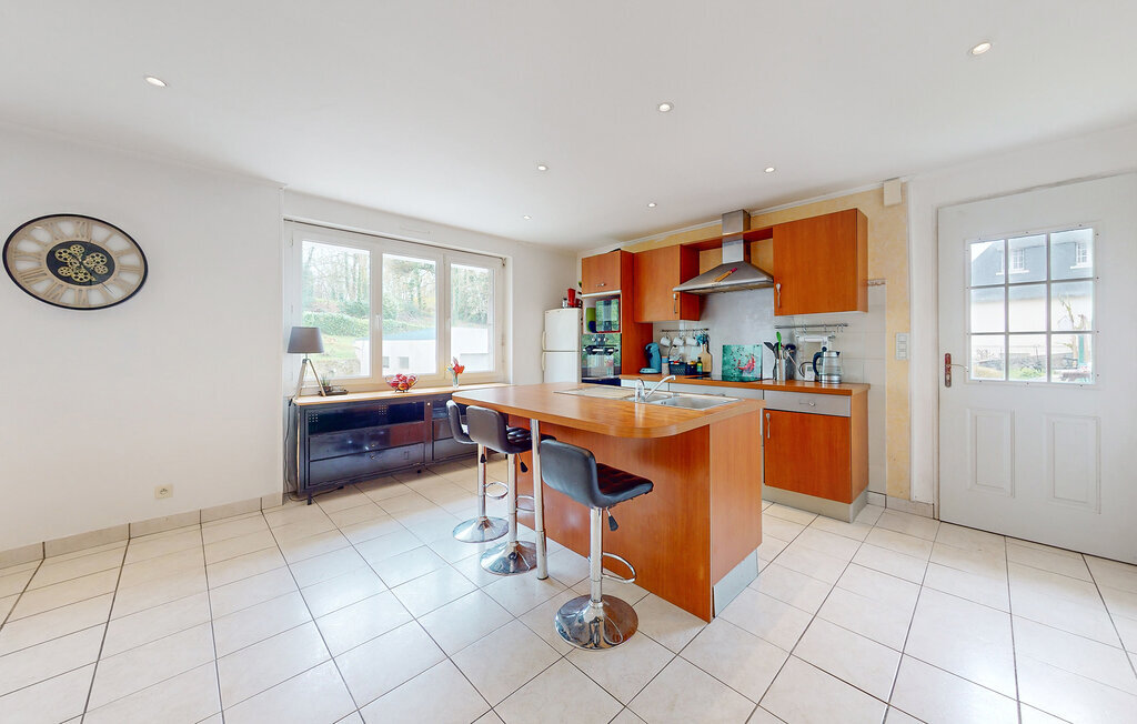 Maison 8 personnes à Lanvaudan, balcons et jardin - Photo 7
