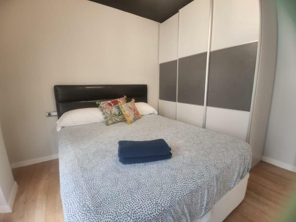 Appartement 6 pers. à Jaca avec terrasse et piscine - Photo 4