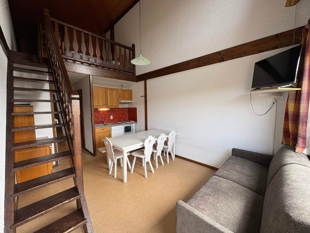T2 mezzanine 8 pers, ski au pied aux Saisies - Photo 1