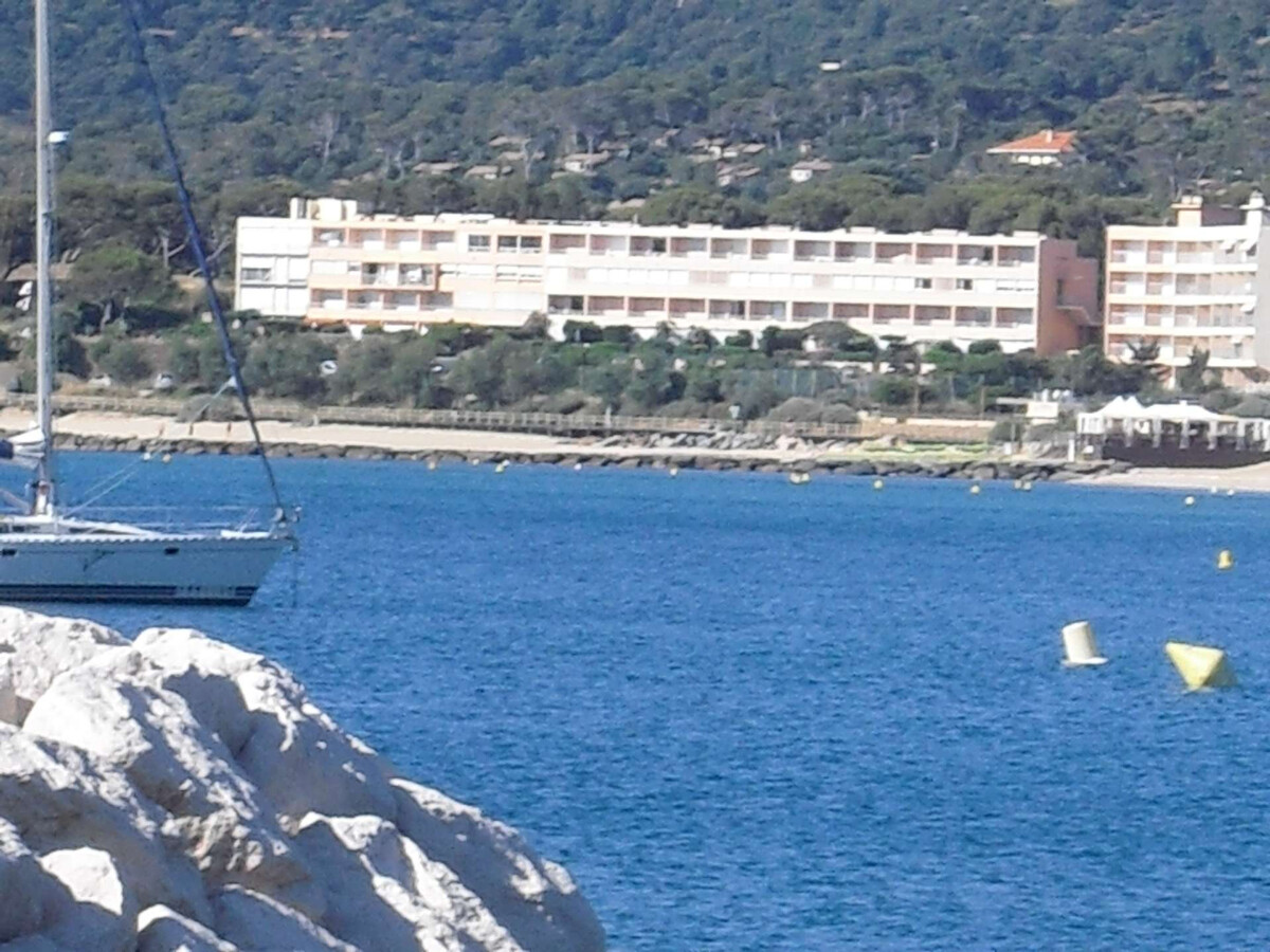 Appartement climatisé avec terrasse vue mer à Bormes-les-Mimosas - Photo 14
