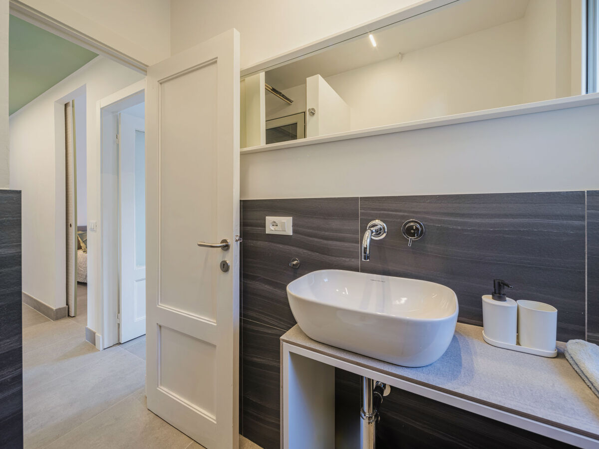 Appartement Giacomo rénové 2023 à 90 m de la mer - Photo 18