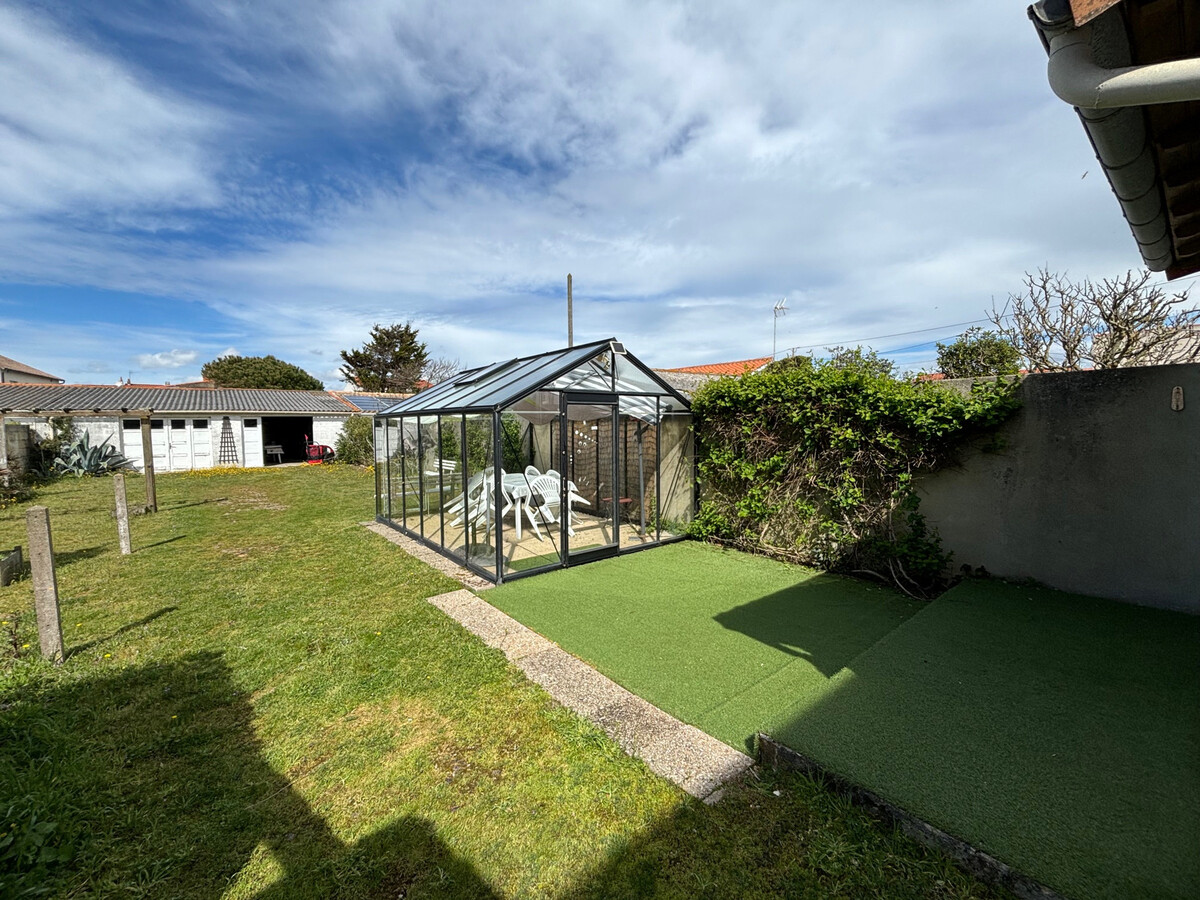 Maison 2 chambres avec jardin, 250m de la plage - Photo 3