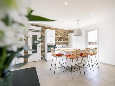 Évasion Nature au Cœur des Vignobles avec SPA, Location Gite 6 personnes à Saulcet - Photo 5