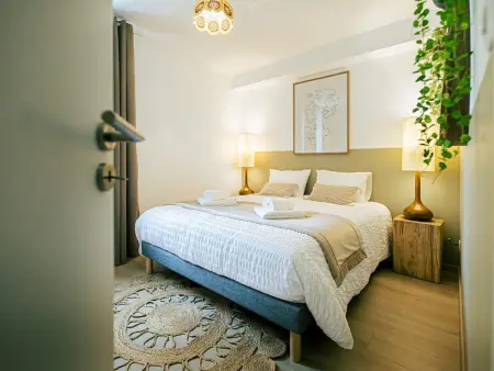 Évasion Nature au Cœur des Vignobles avec SPA, Location Gite 6 personnes à Saulcet - Photo 16