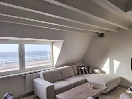 Penthouse mansardé face à la mer, 2 chambres à De Haan : photo 20