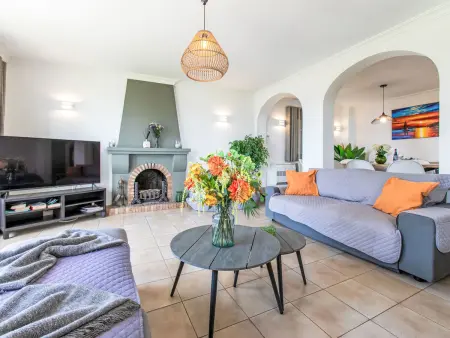 Villa Atardecer – vue mer et montagnes, piscine, 200 m de la plage : photo 8