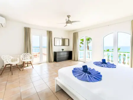 Villa Atardecer – vue mer et montagnes, piscine, 200 m de la plage : photo 30